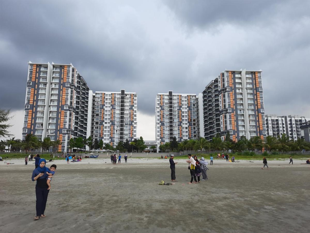 Hayfa Holiday Home @ Timur Bay Kampung Sungai Karang Exterior foto